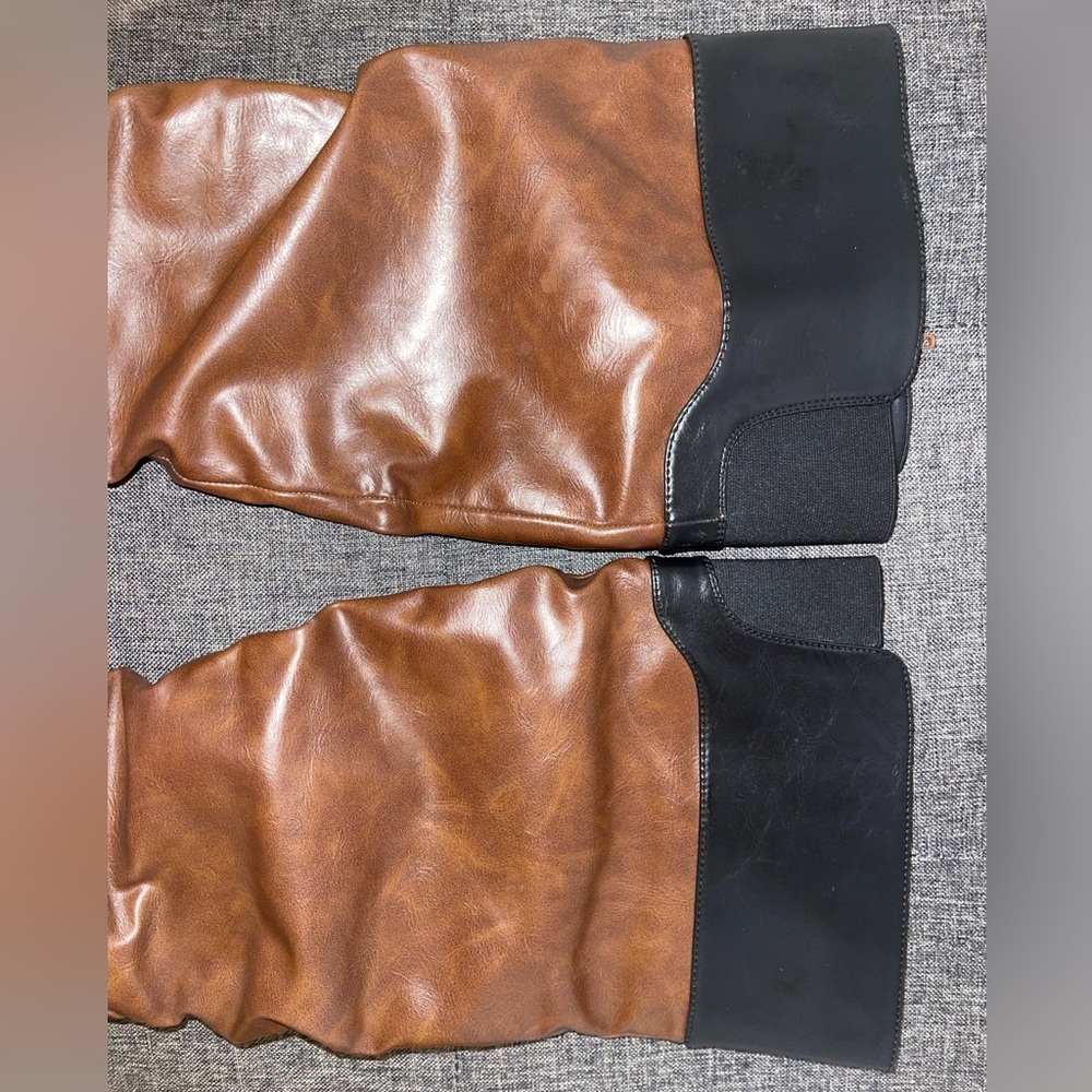 Nine West - Brown Boots with Black Top - Size 7.5 - Picture 6 of 11